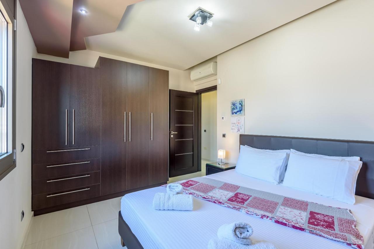 Luxury Villa In City Center With Rooftop Swimming Pool ハニア エクステリア 写真